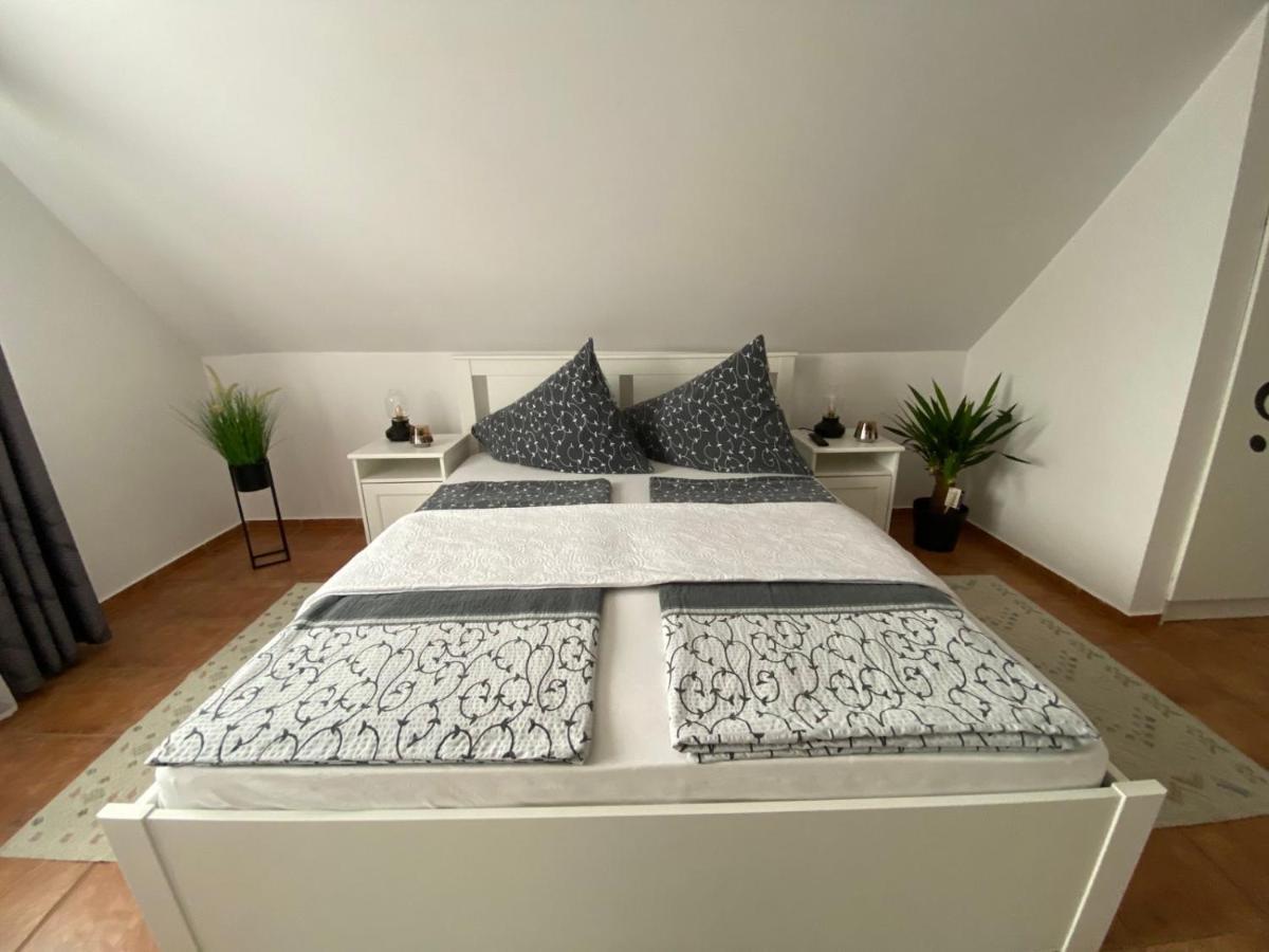 Munkácsy Apartmanok Balatonfenyves Exterior foto